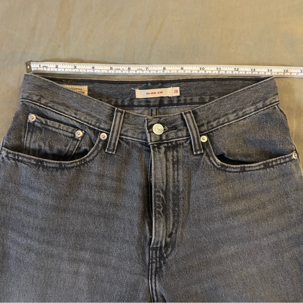 Levi’s 80s “Mom” Jeans 28x30 - Picture 11 of 11